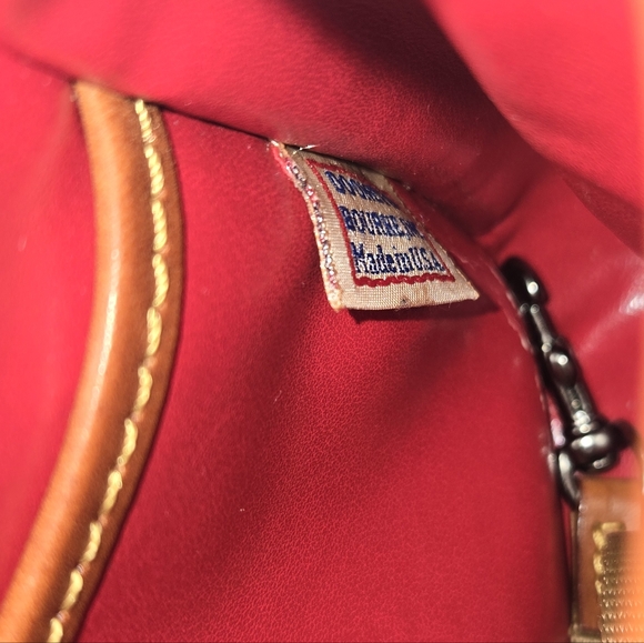 Dooney & Bourke (Vintage) North/South Crossbody Bag-EUC - Picture 14 of 15